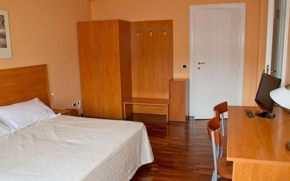 Le Finestre Sul Vaticano Gasthof Rom
